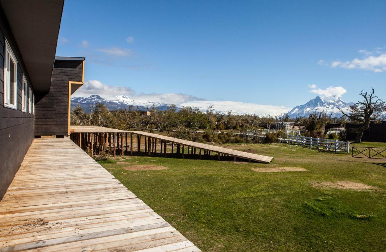 Pampa Hostel Torres del Paine National Park Exterior photo